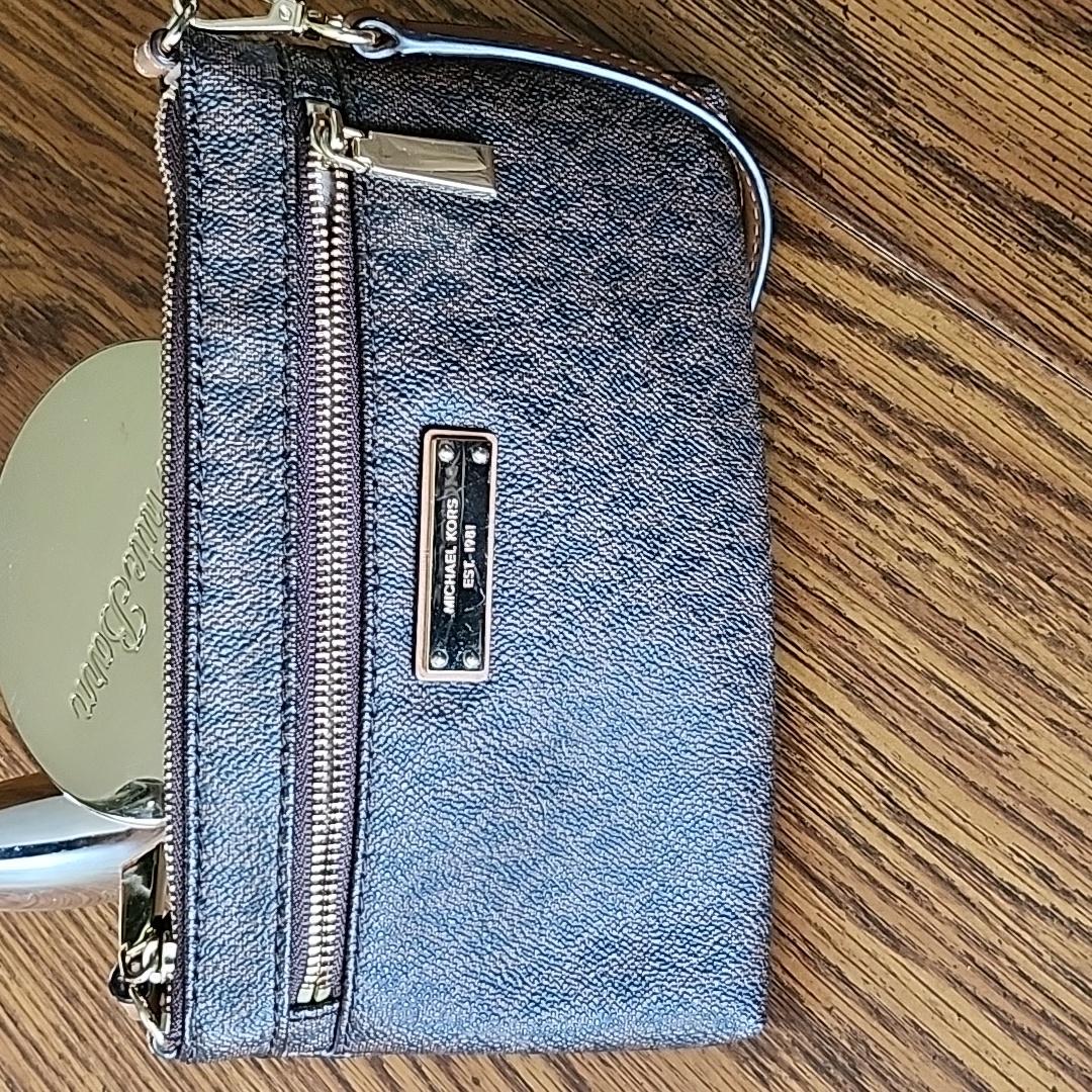 Michael Kors Convertible Wristlet